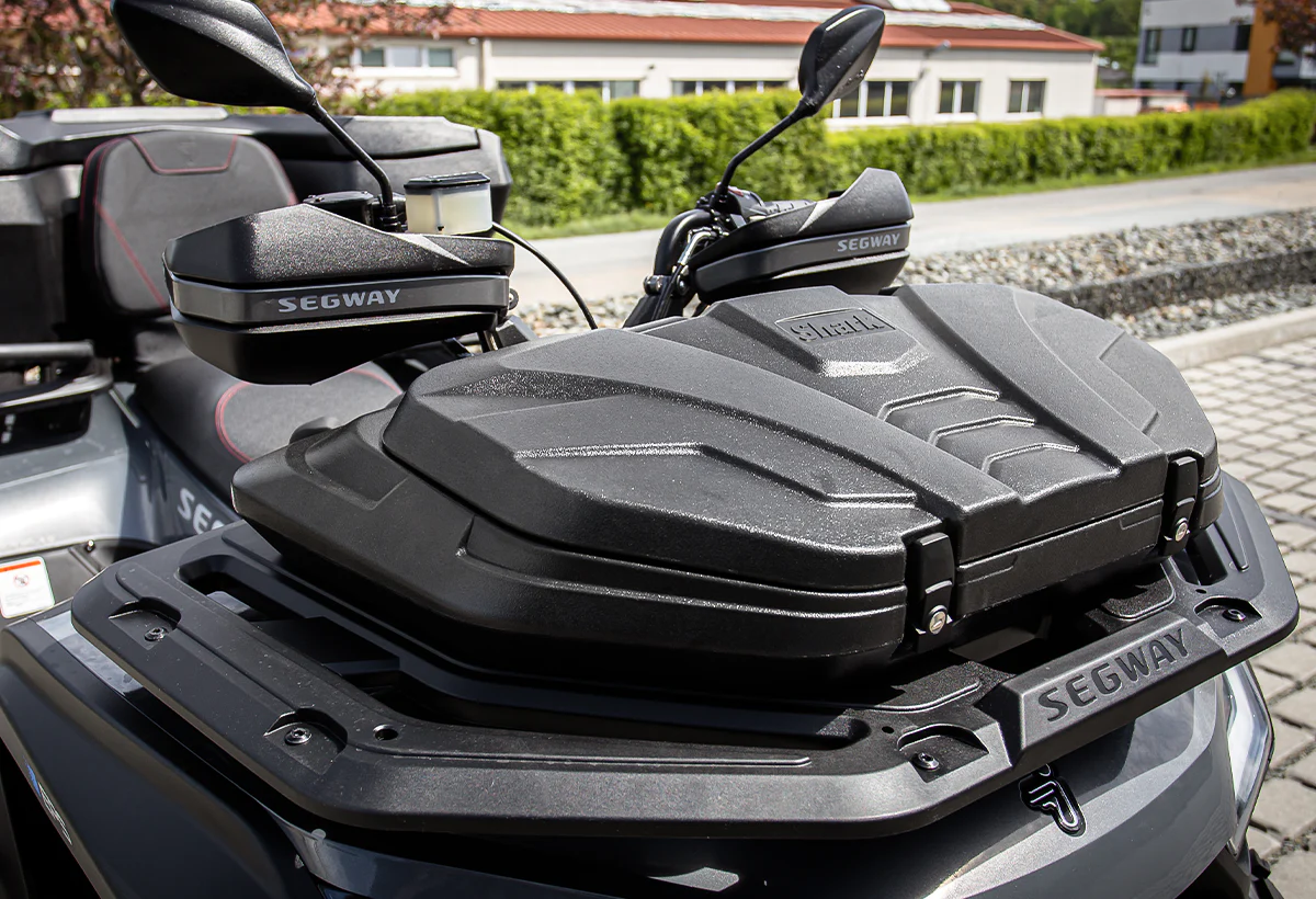 Cutie ATV Față SHARK AX40 40L pentru Segway AT6 – Universală, Etanșă, cu Închidere și Montaj Rapid – imagine 3