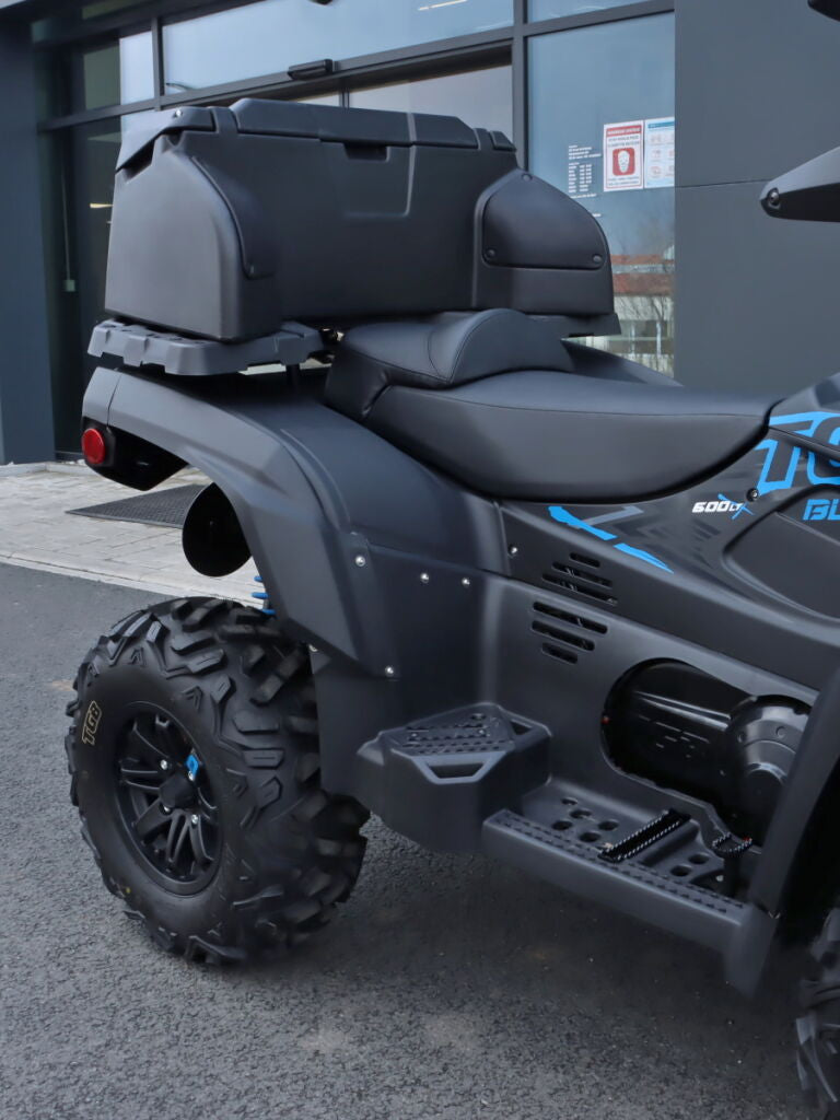 Cutie ATV Spate SHARK AX100 100L pentru Can-Am Outlander MAX – Universală, Etanșă, cu Închidere și Montaj Rapid – imagine 3