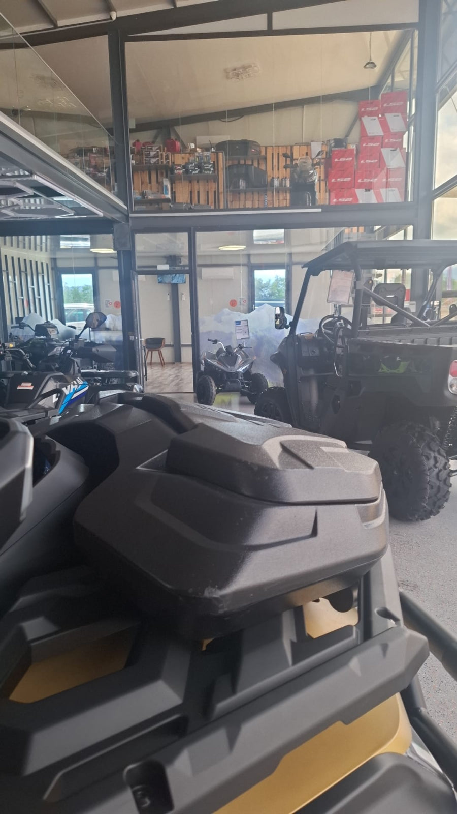 Cutie Față ATV SHARK 40L pentru Segway AT10 – Portbagaj Frontal Universal – imagine 3
