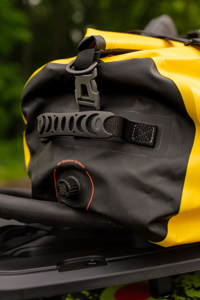 Geantă Impermeabilă 65L PVC pentru ATV, UTV și Motocicletă – Bagaj Waterproof – imagine 4