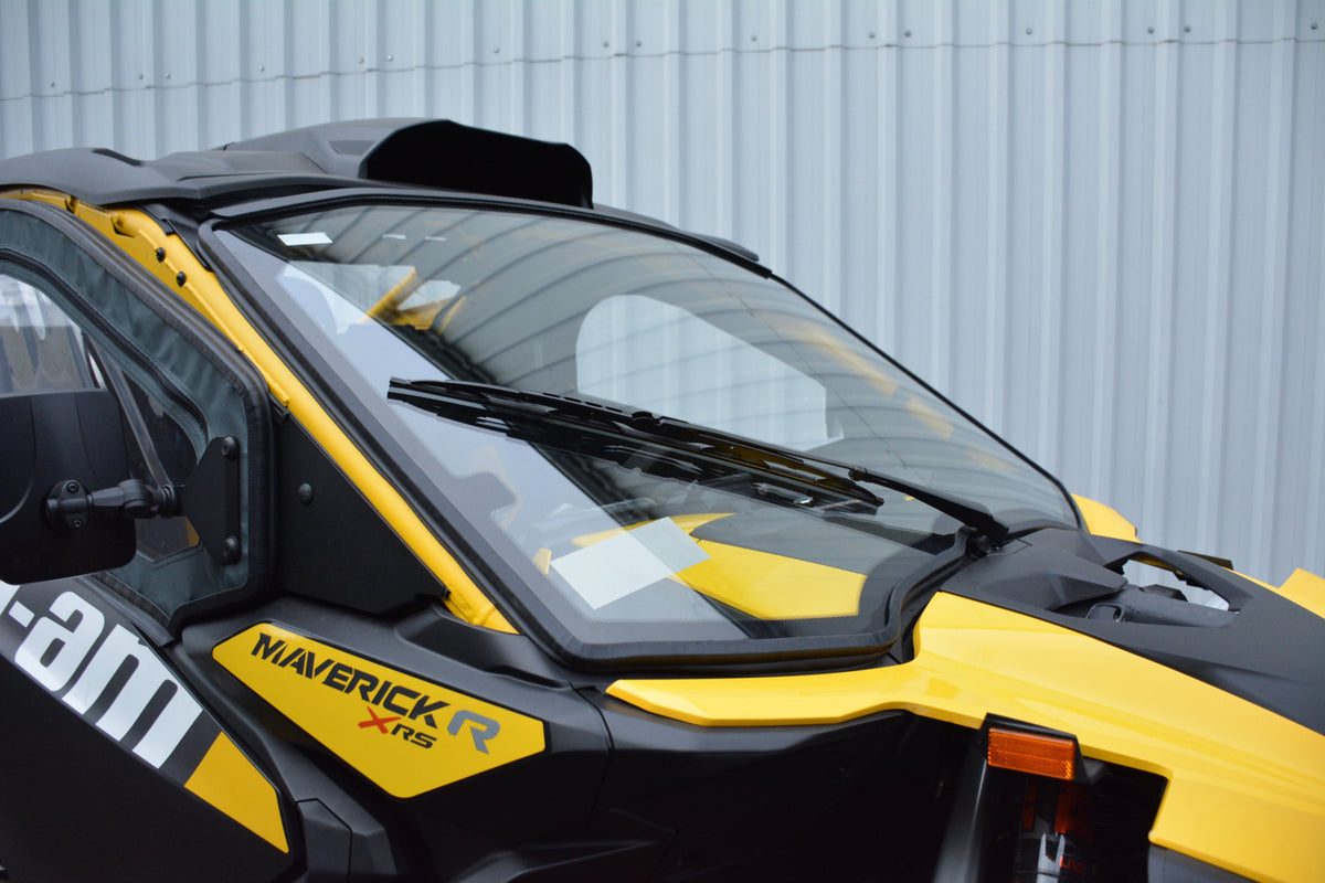 Parbriz încălzit Can-Am Maverick R cu ștergător