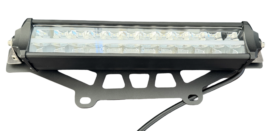 Suport proiector LED bar Can-Am Maverick X3 – prindere la telescoapele față